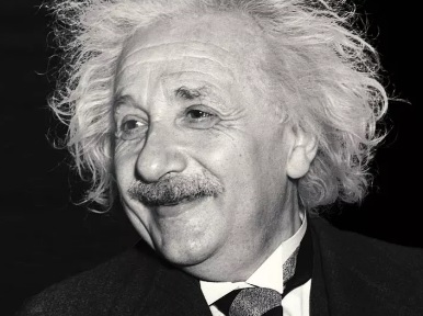 Einstein Interesse Composto